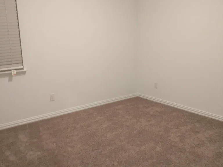 1216 Smoketree Ln — Photo 24
