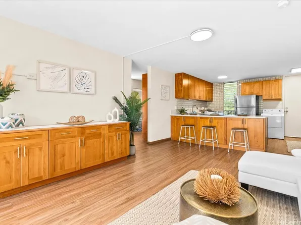 95-269 Waikalani Dr APT C802, Mililani, HI 96789