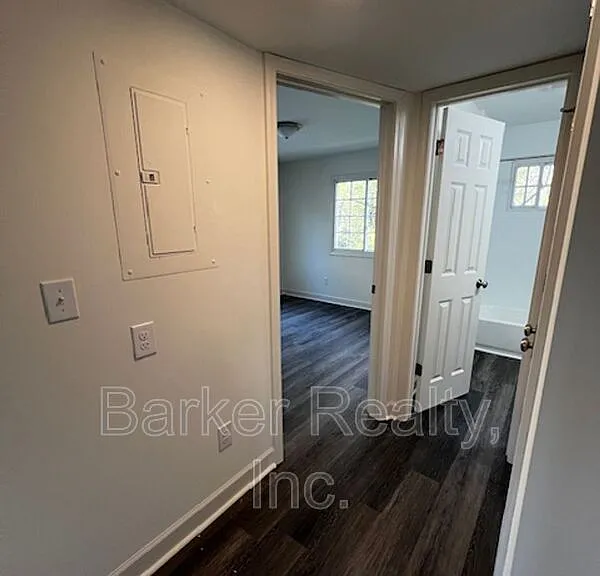 555-4 E Edenton St — Photo 38