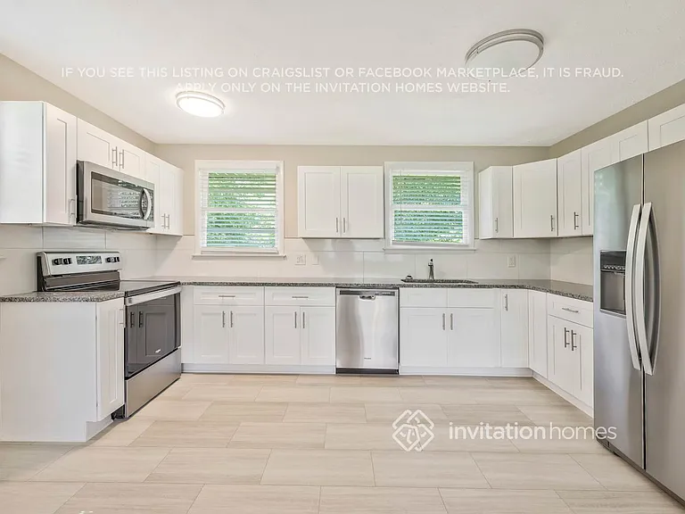 118 Robinhood Cir — Photo 11