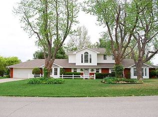 400 Helm Dr, Midwest City, OK 73130