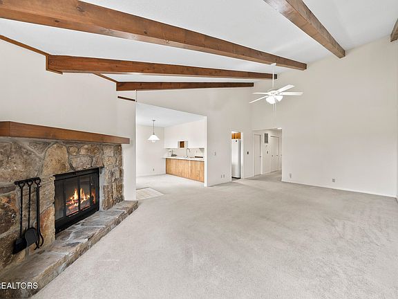 4th image of 2 Woodland Ct
