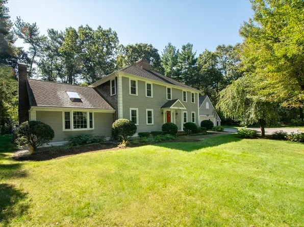 355 Grove St, Norwell, MA 02061