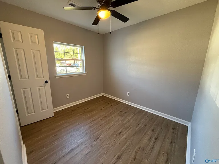 2415 Vining Ave NW — Photo 5