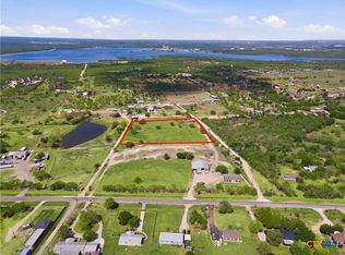 7293 Fm 327, Elmendorf, TX 78112