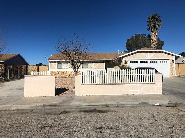 1st image of 10438 Cimmeron Trail Dr