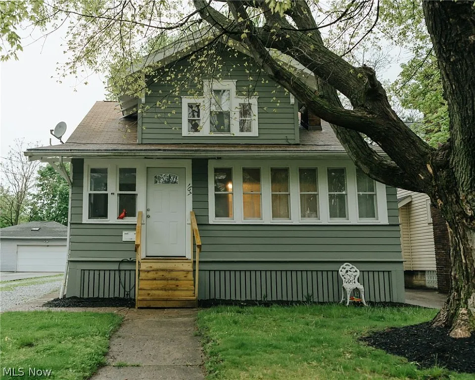 167 Ido Ave photo 1