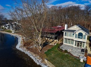 66 W Clear Lake Dr, Fremont, IN 46737