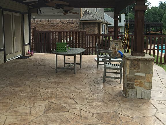 Back patio overhead w/fans