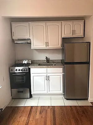 Rented by New Holland Residences | media 11