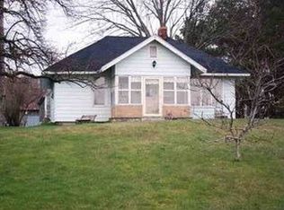 12303 Richardson Rd, Charlevoix, MI 49720