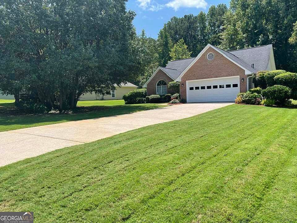 1st image of 519 Washington Dr
