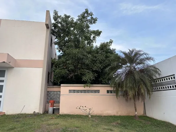 Villas De Buena Vista C Argos #C-9, Bayamon, PR 00956