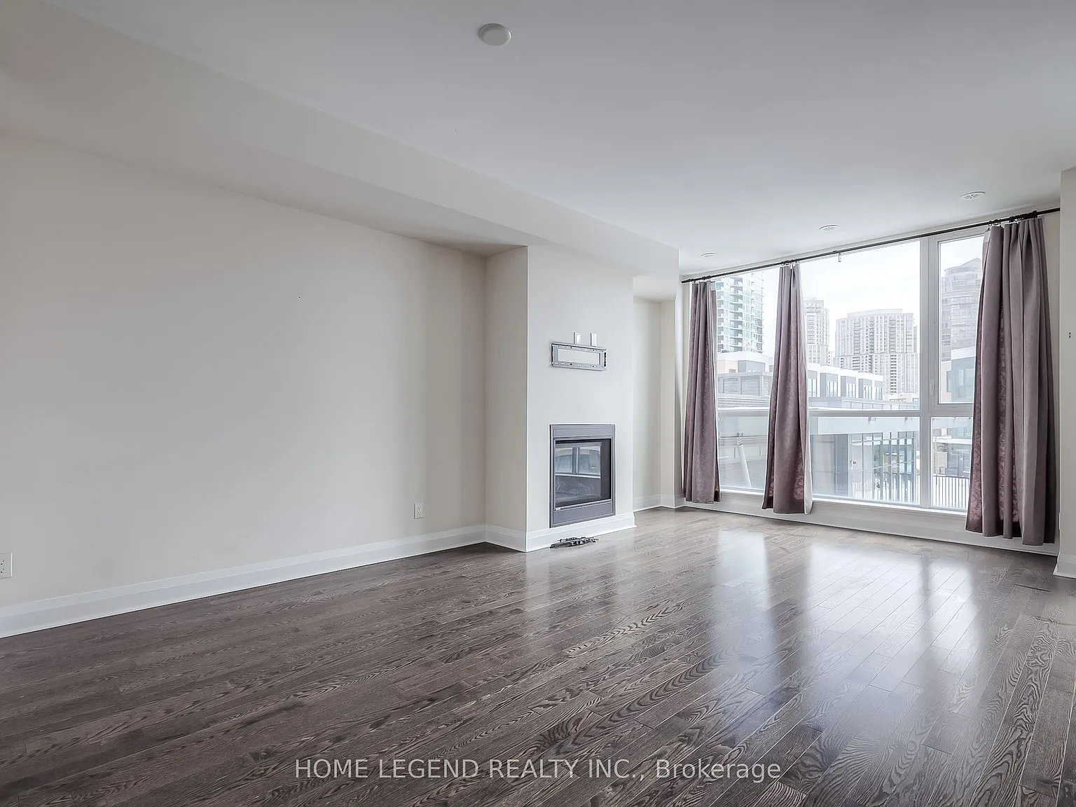 4 bed, $4,200 — Photo 4