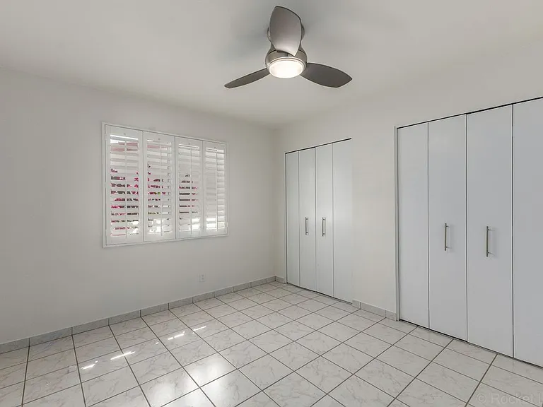 8241 N Central Ave #5 — Photo 6