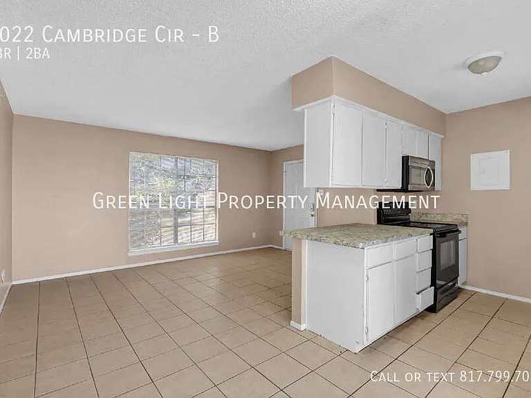 8022 Cambridge Cir #B — Photo 6