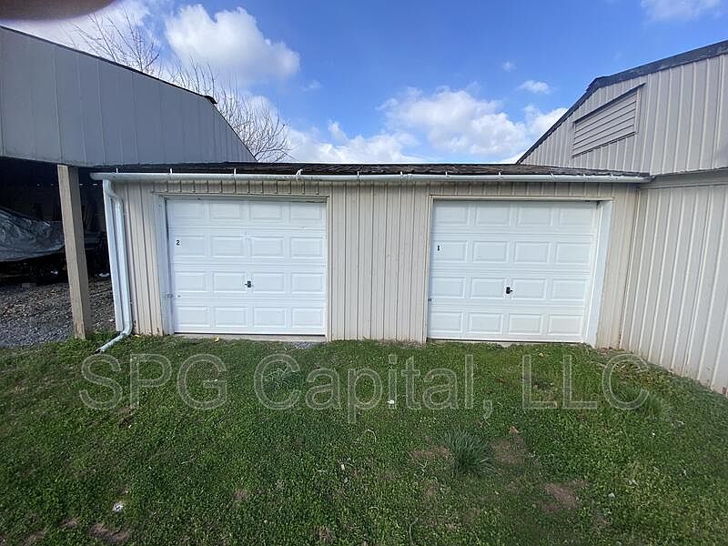 1st image of 560 Carlisle Road # Second Floor