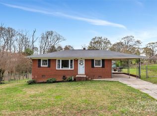 306 Belton Ave, Mount Holly, NC 28120