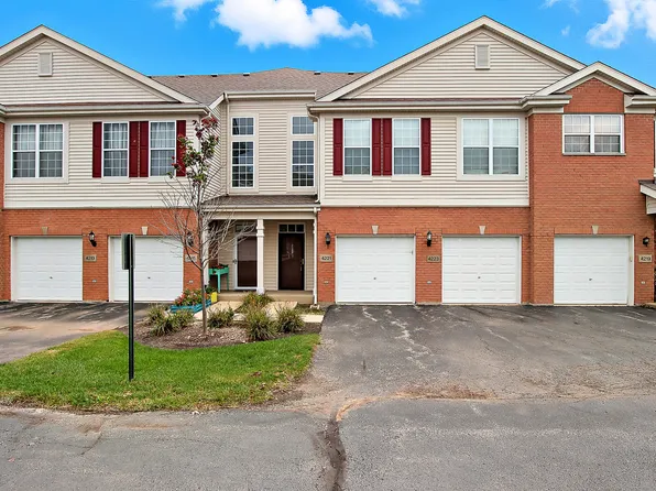 4221 Savoy Ln #28C721, McHenry, IL 60050