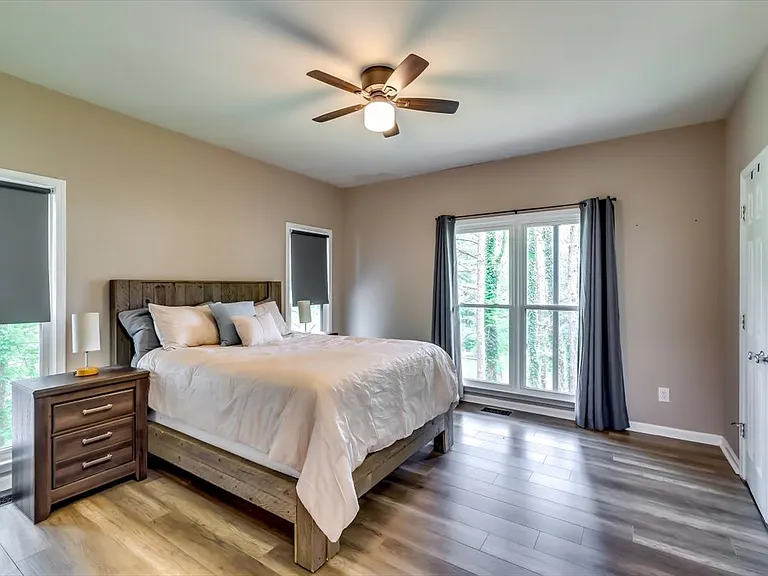 Mallard Lake Pl — Photo 24