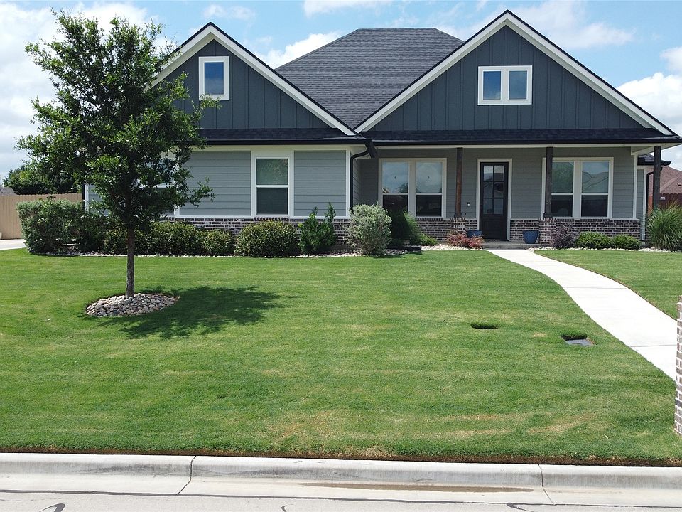 1st image of 10116 T Bury Ln