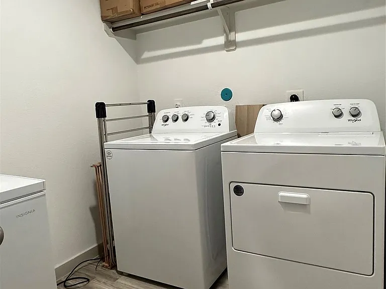 7219 Whispering Leaf St — Photo 21