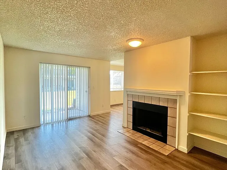 Fishers Mill Apartments — Photo 15