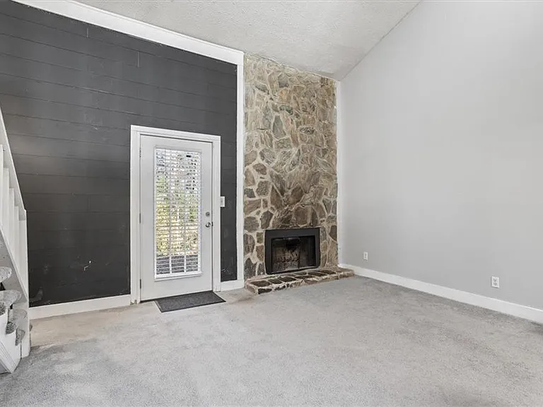 1675 Wynndowne Trl SE — Photo 5