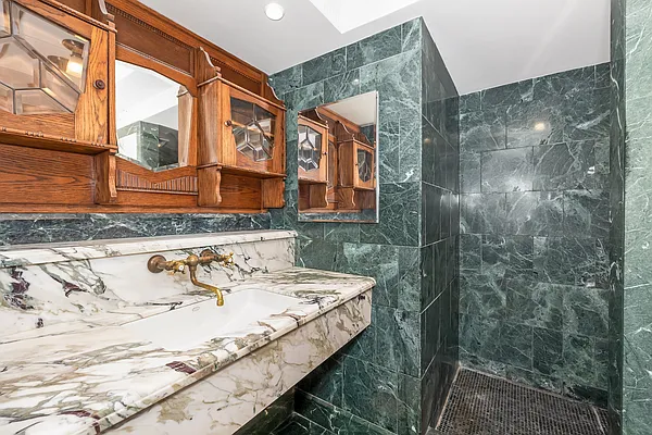 Sold by Trebach Realty | media 15