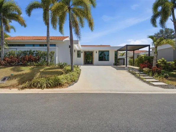241 CAMINO DEL JAGUEY, DORADO, PR 00646
