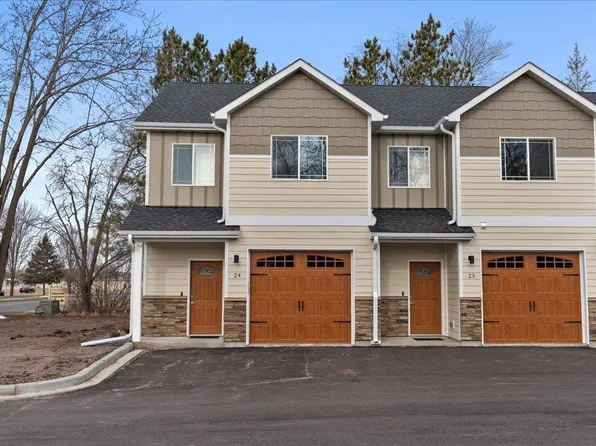 425 W 8th St #22, New Richmond, WI 54017