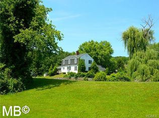 33 Mark Dr, Middletown, NY 10940