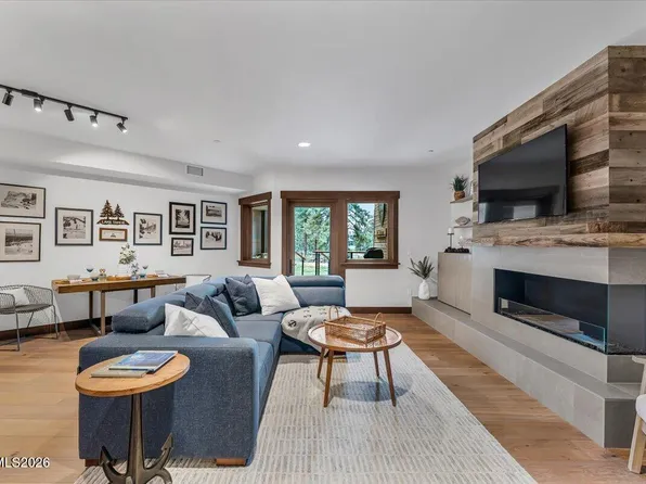 17 Beach Club Dr #221, Stateline, NV 89449