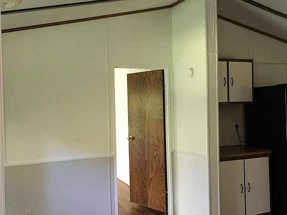 Dining room looking toward bedroom