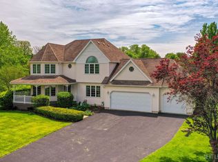 216 Country Ln, Yorkville, IL 60560