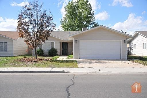3rd image of 329 Valle Vista Dr