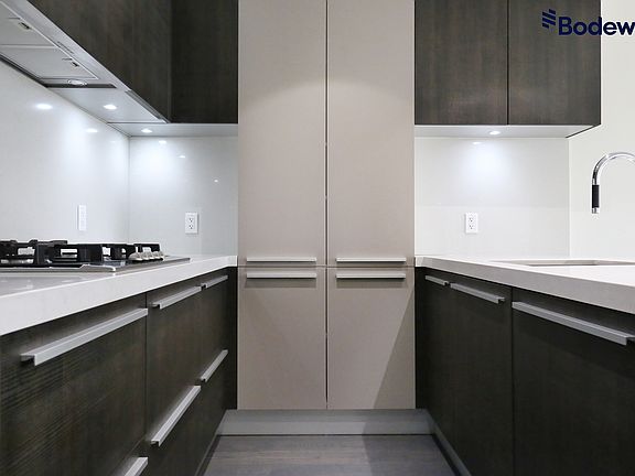 4th image of 1351 Continental St #2706