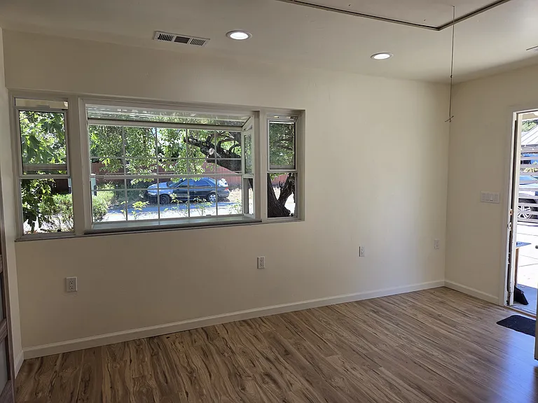 156B Clearview Pl — Photo 14
