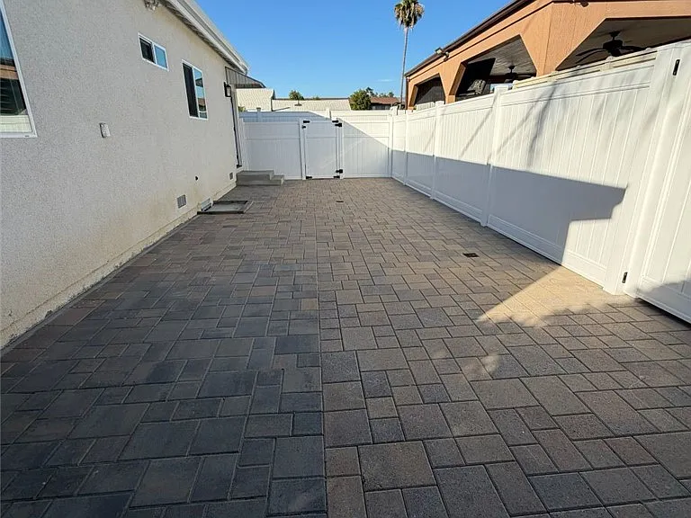 10867 Nettleton St — Photo 26