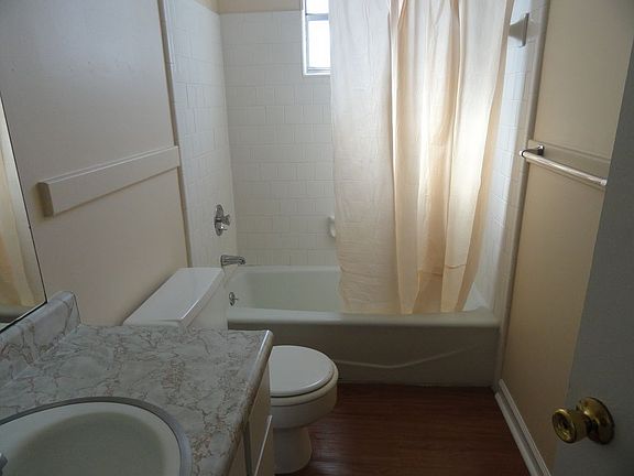 5th image of 3607 Duane Ct APT A