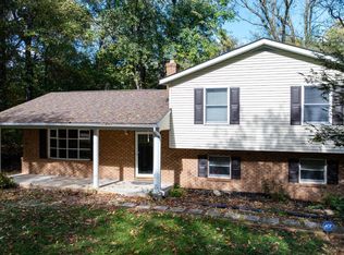205 Chesley Dr, Falling Waters, WV 25419