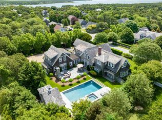 2 Field Club Dr, Edgartown, MA 02539