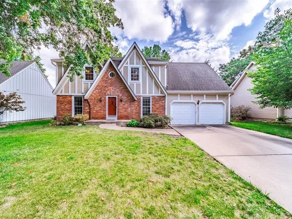 6217 W 122nd St, Overland Park, KS 66209