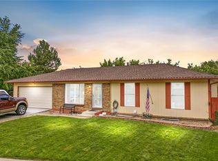 9541 W Cornell Pl, Lakewood, CO 80227