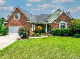 198 Old Colony Pl, Raeford, NC 28376