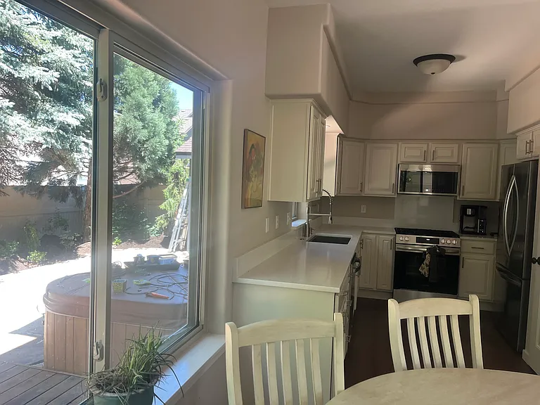 670 SE Glencoe Pl — Photo 14