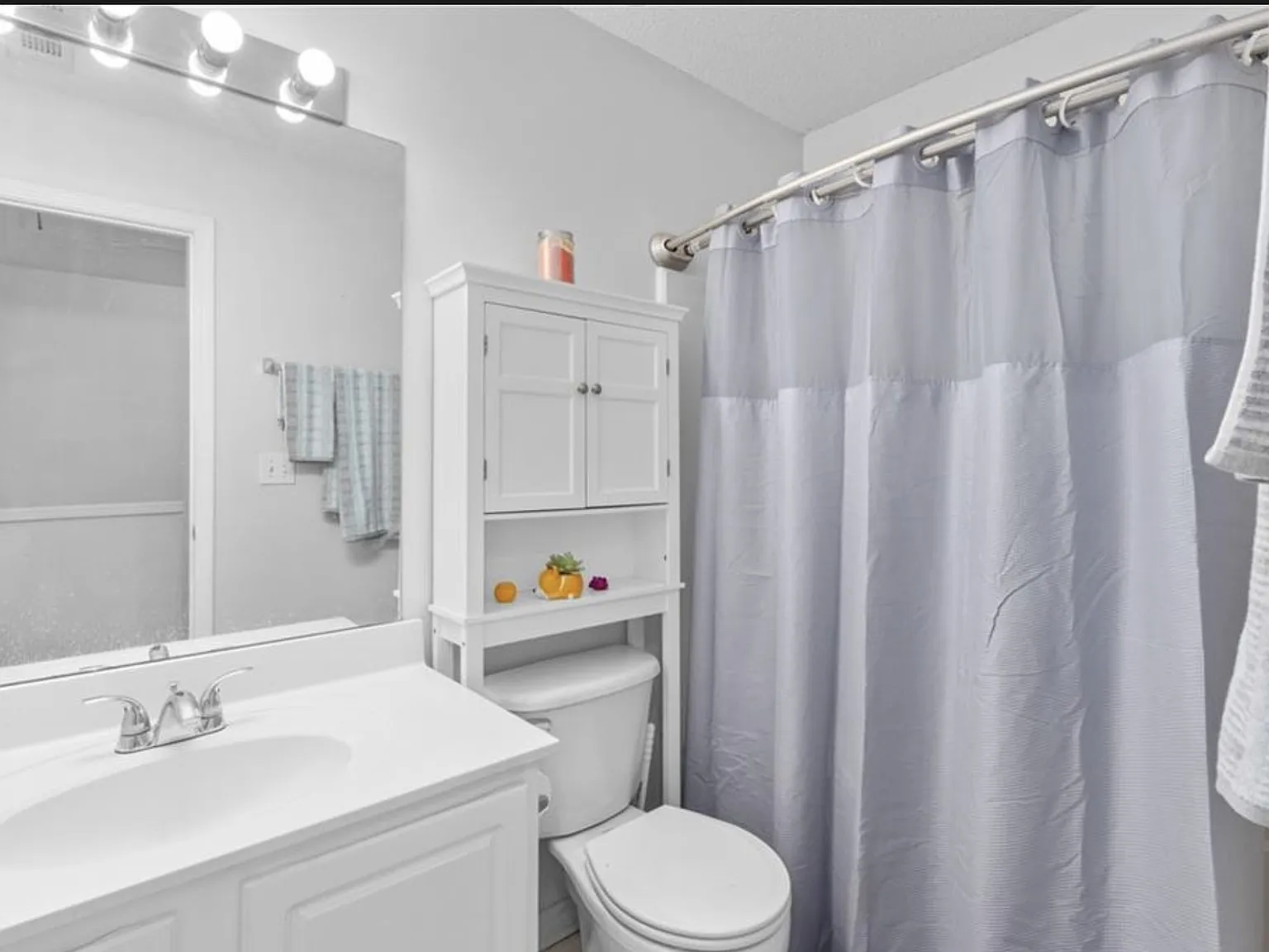 2 bed, 1428 sqft, $1,000 — Photo 4