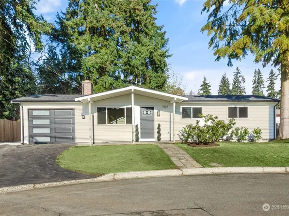1927 200th Pl SW, Lynnwood, WA 98036