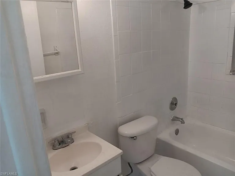 10710 Rosemary Dr #712 — Photo 4