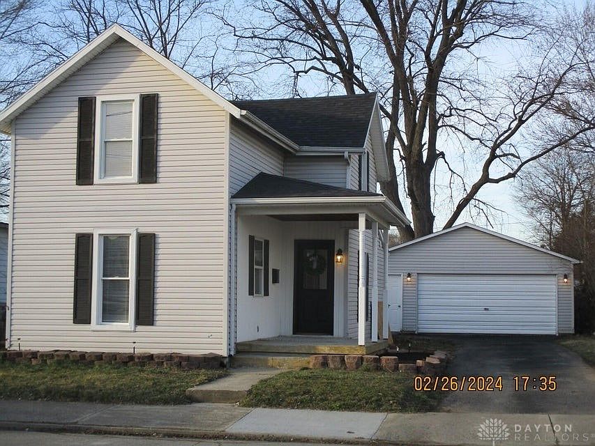 1st image of 434 Young St